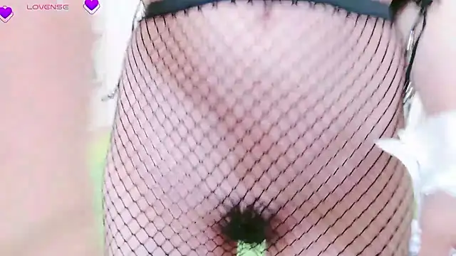 mina_pyon live sex cam