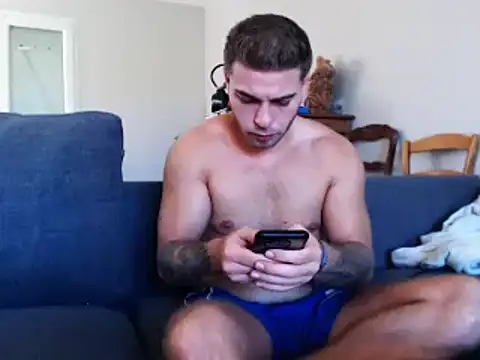 Elkafit28 live sex cam