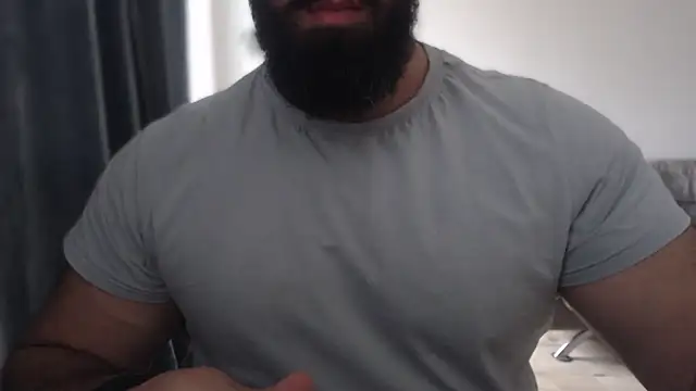 hugemachohandsome live sex cam