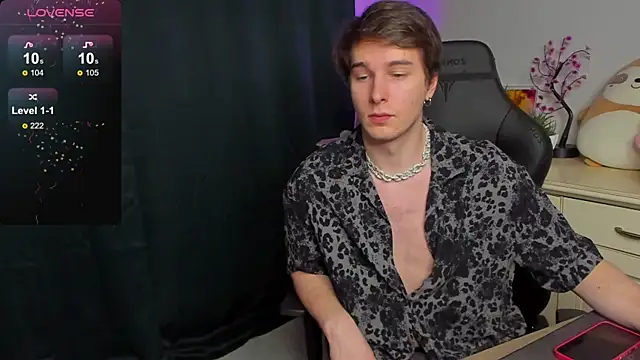 Vincent_Strong live sex cam
