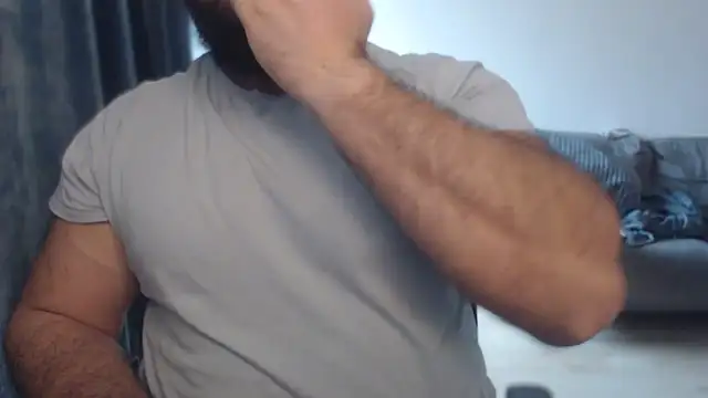 hugemachohandsome live sex cam