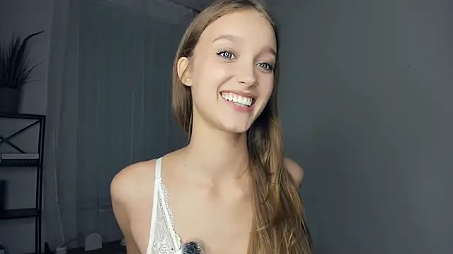 SerrenaAa live sex cam