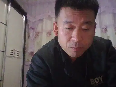 Lp105lk live sex cam