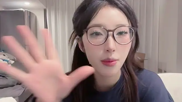 ZhaoZhao-ZM live sex cam
