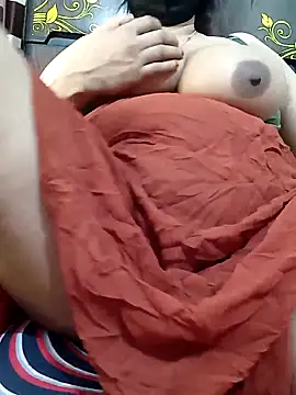 Tishani live sex cam