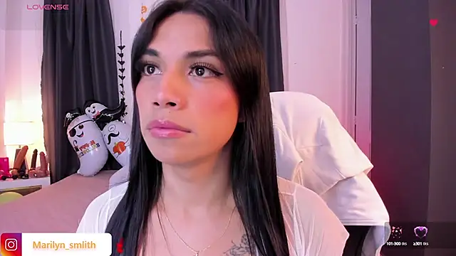 MarilynSmIith live sex cam