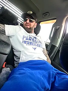 Beardedtattood live sex cam