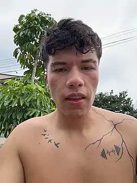 Logan_smith1 live sex cam