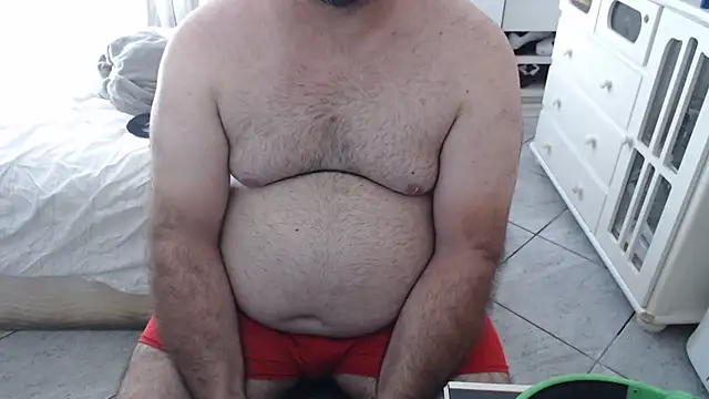 MysterBearMG live sex cam