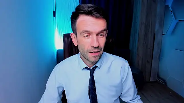 SteveTiger live sex cam