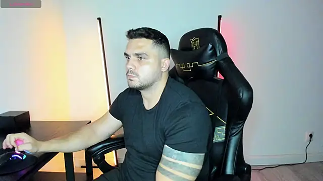 Danielbateson live sex cam