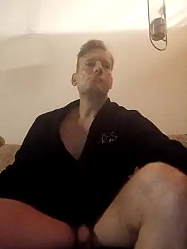 MArciQuarky live sex cam