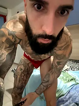 Gioeltoro89 live sex cam