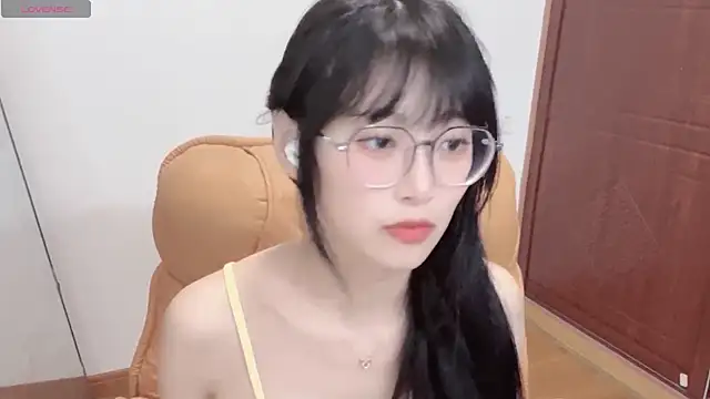 Nice2C- live sex cam