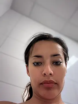 Risky_Workouts live sex cam