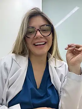 alicee16 live sex cam