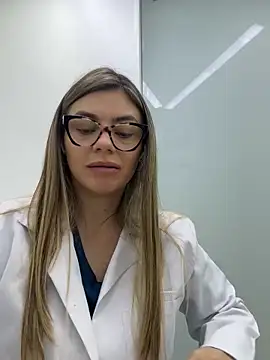 alicee16 live sex cam