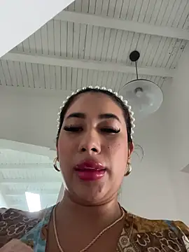 kiim_taaylor live sex cam