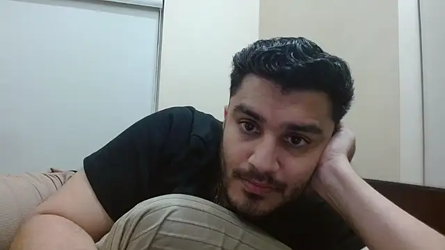 robintoit live sex cam