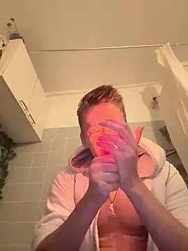 Toyjungee live sex cam