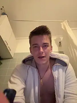 Toyjungee live sex cam