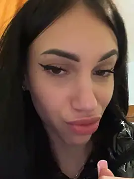ilariea_girl live sex cam
