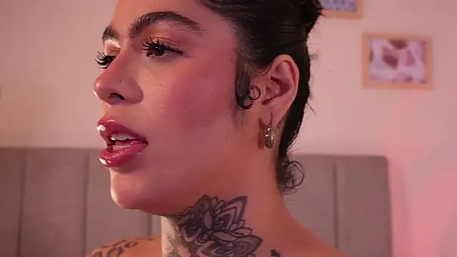 curvyliciousss live sex cam