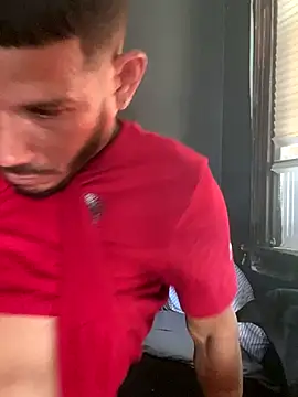 Chico_Bellaco live sex cam