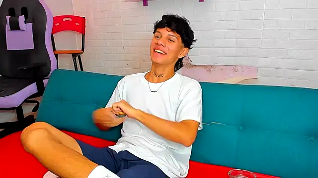andy_dan18 live sex cam