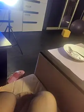 Evelina_cute live sex cam