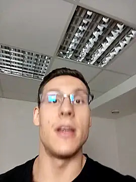 ZeinMiracles live sex cam