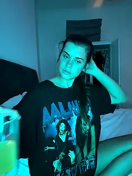 AlitaNova live sex cam
