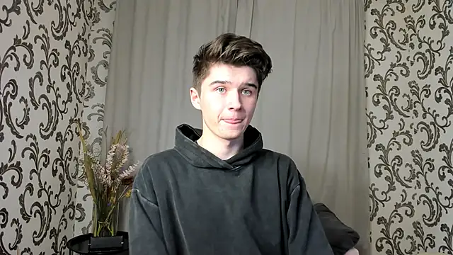 SherlockMax live sex cam