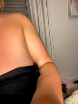 mimiprincessxoox live sex cam