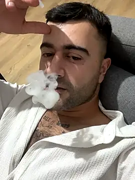 Ertomey live sex cam