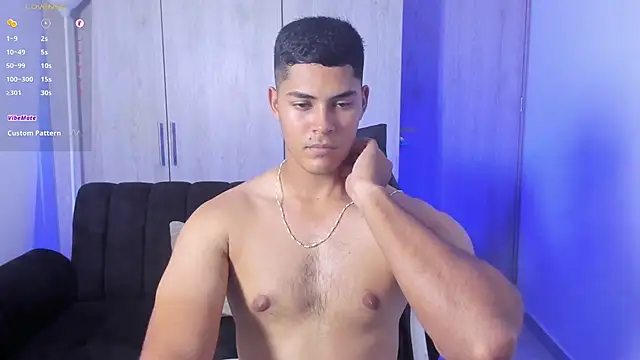 Iamdylan777 live sex cam