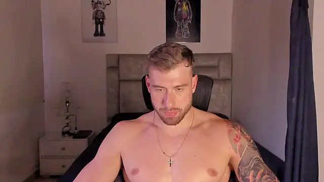 paul_rogerr live sex cam