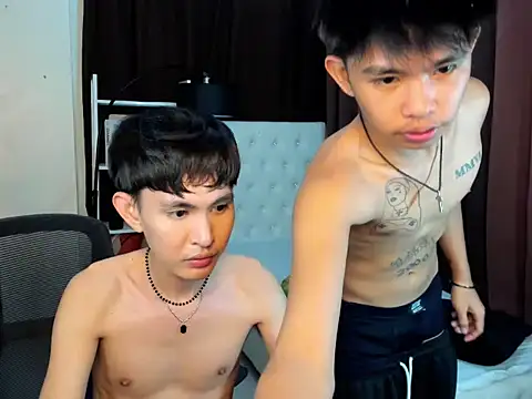 UncensoredCock live sex cam