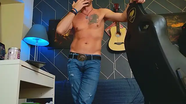 ChrisKox live sex cam