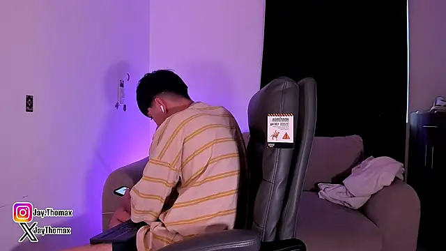 JayThomax_ live sex cam