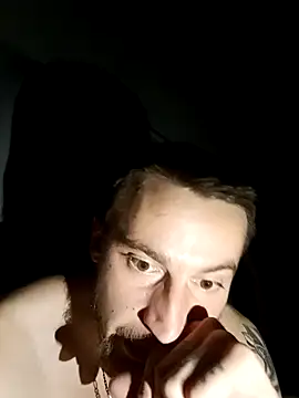wariacik0024 live sex cam