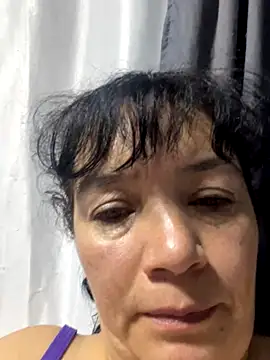 Sweeetness_Milf live sex cam