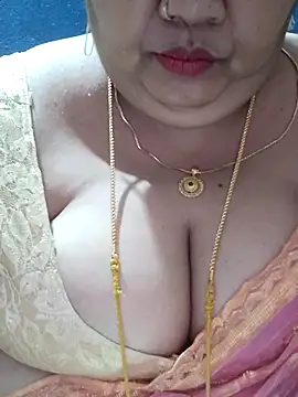tamilthanushri live sex cam