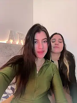 ARITOO_ live sex cam