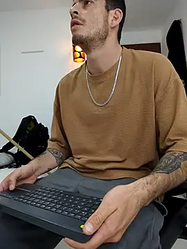 damian_bull live sex cam