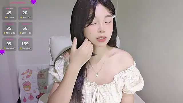 9aunatiis live sex cam