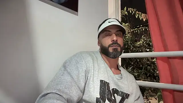 romeolovedark live sex cam