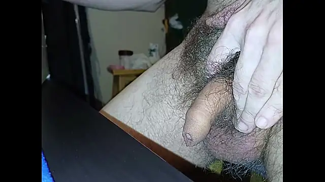 hairyuncut00 live sex cam