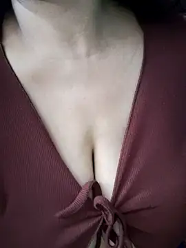 XXHOTSEX69 live sex cam