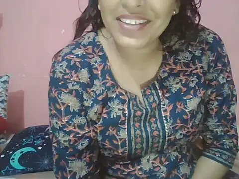 Hot-shanvi live sex cam